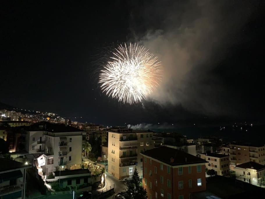Vista Mare Con Ogni Comfort فاراتسي المظهر الخارجي الصورة